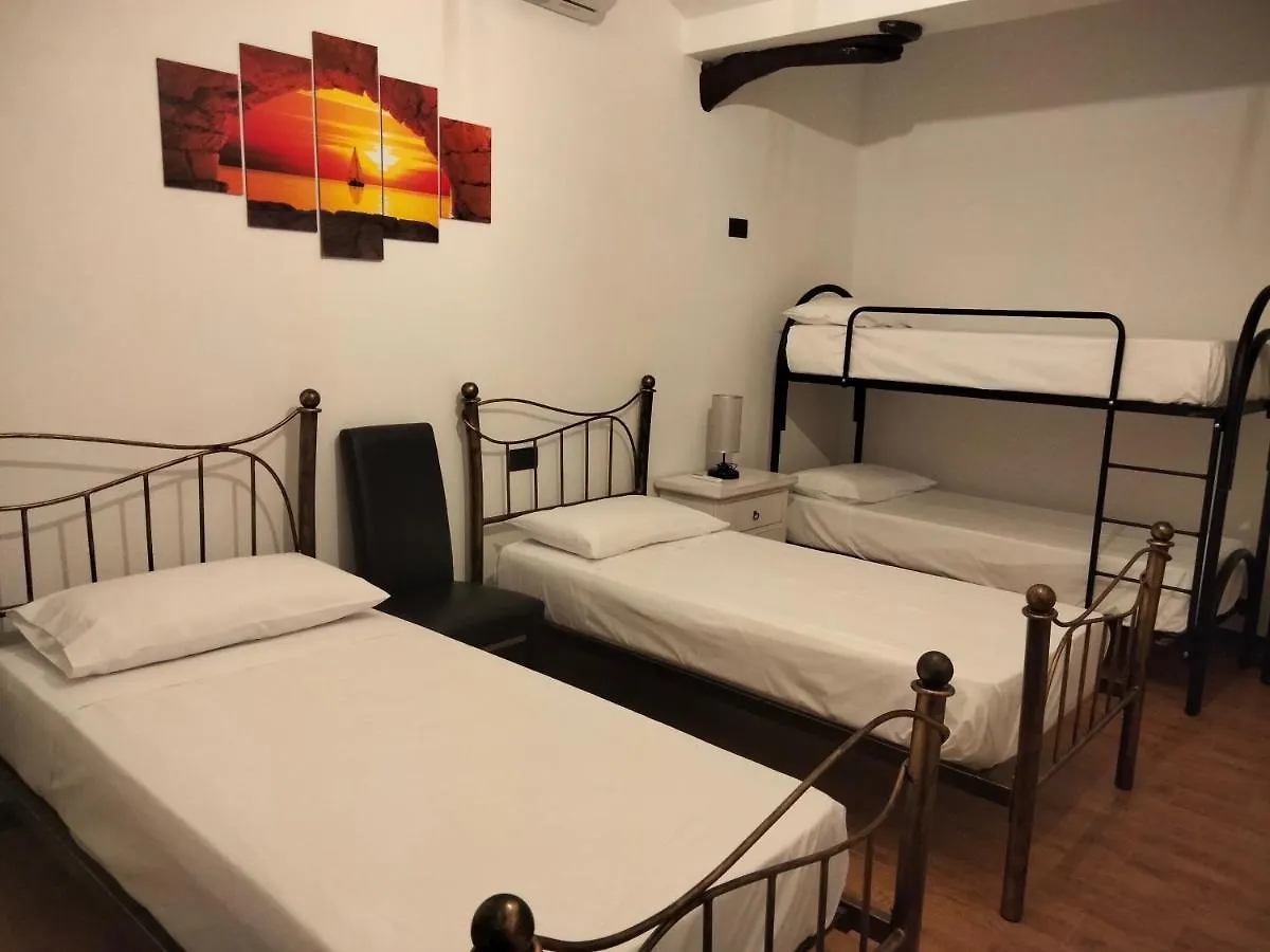 Guest house Casa Janas Affittacamere Bed & Breakfast Piscinas Italy