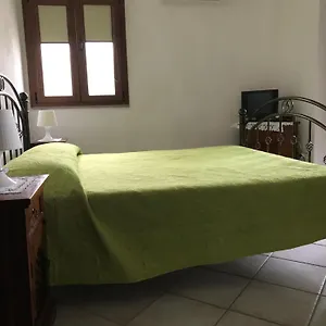 Bed & Breakfast Peonia, Oliena